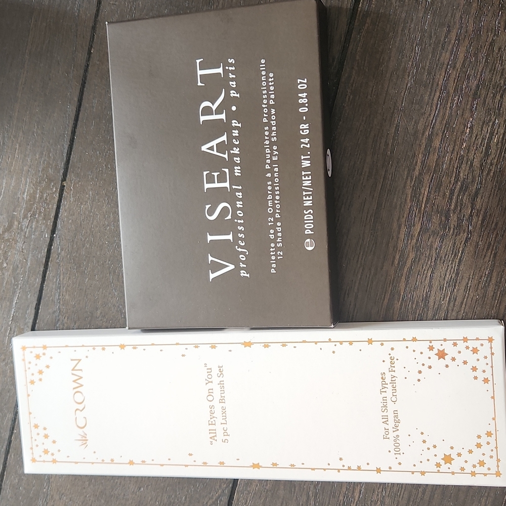 Viseart Professional Makeup Palette & Crown Luxe brush set bundle